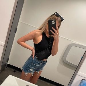 Black too A&F shorts